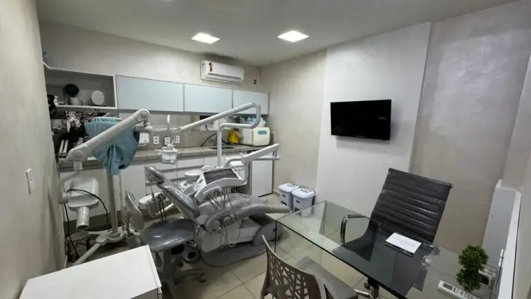 Clinica DR Daniel Moreira - Dentista em Maceío